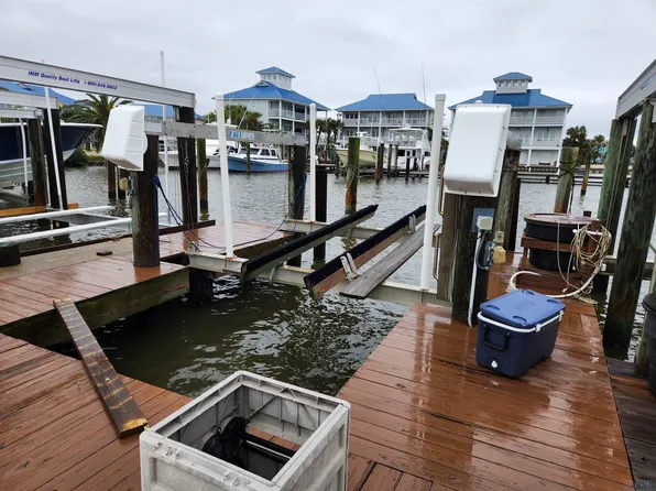 Pirates Cove Marina Unit 32, Grand Isle, LA 70358