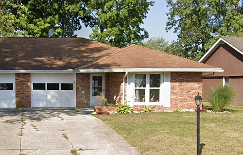 2125-2127 Brookhaven Dr #2 Photo 1