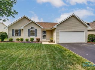 1535 Autumn Dr, Findlay, OH 45840