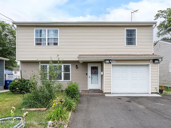 184 Seabreeze Avenue, Middletown, NJ 07748