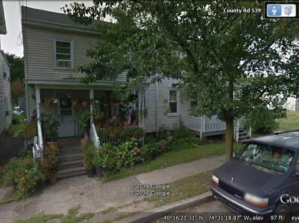 226-228 N Main St, Hightstown, NJ 08520