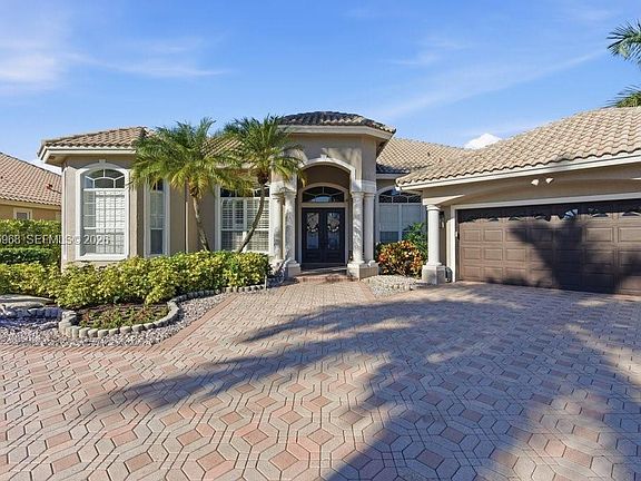 5th image of 21653 Marigot Dr