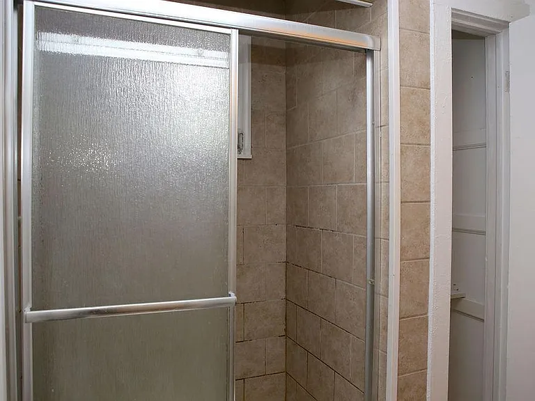 1806 Walker Ave #A — Photo 11