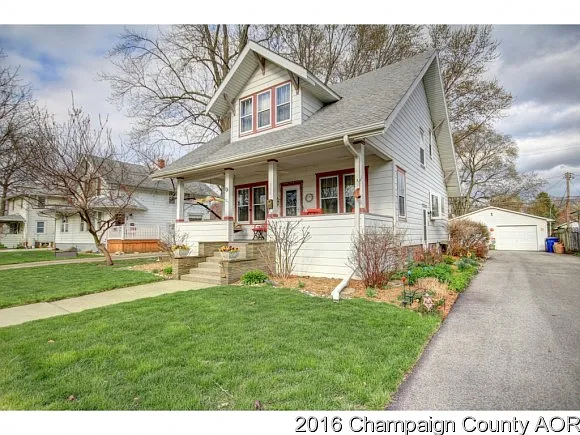506 N Edwin St photo 1