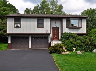 564 High St, Monroe, NY 10950