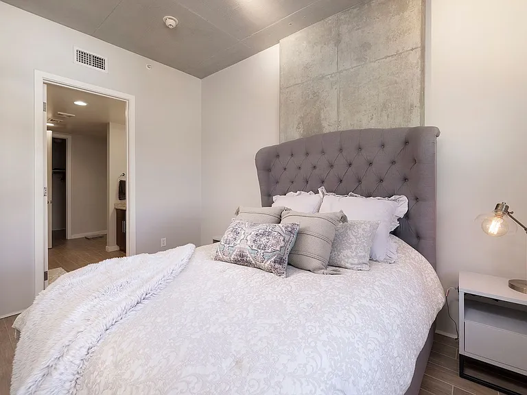 353 E Bonneville Ave #525 — Photo 18