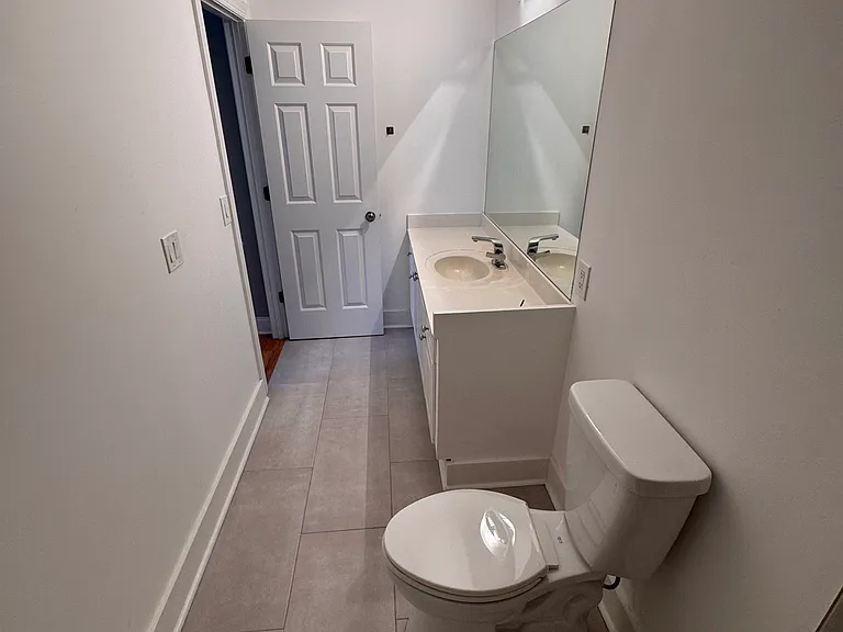 1454 Montclair Ct — Photo 17