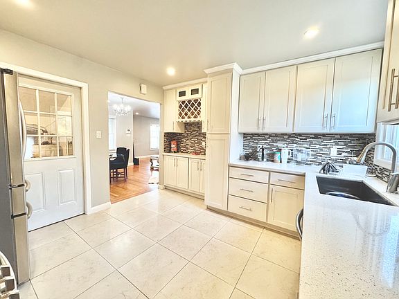 2nd image of 2536 W Avenue 130th
