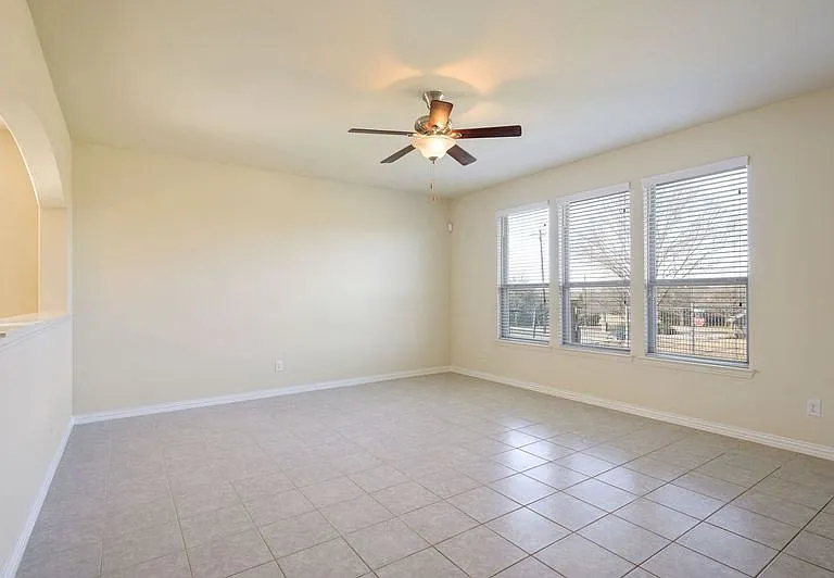 4001 Eaton Park Dr — Photo 5
