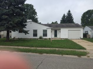 2913 Woodmont Dr, South Bend, IN 46614