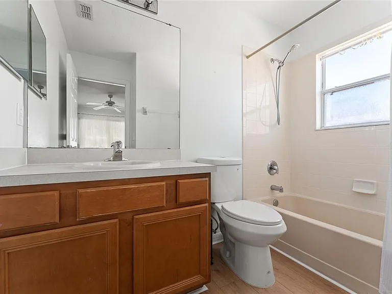 1031 Solana Cir — Photo 28