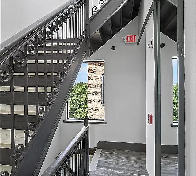 32 Magnolia Ave #302 — Photo 16