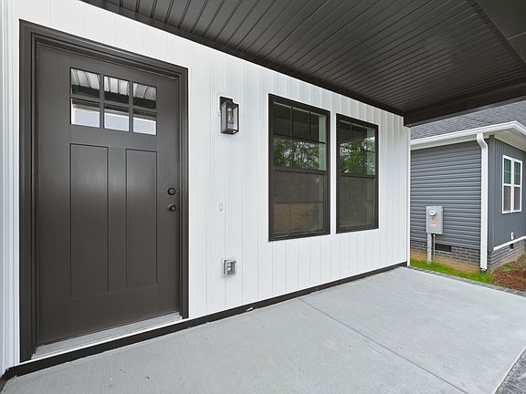 5th image of 210 Ross Ave Unit 120