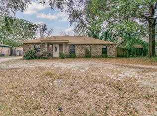4680 Geneva Dr, Pensacola, FL 32526