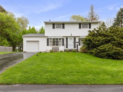 2 Dove Path, Liverpool, NY, 13090