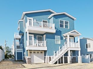 114 E Massachusetts Ave, Brant Beach, NJ 08008