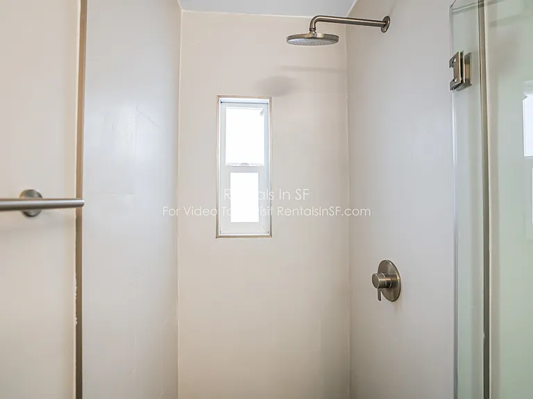 490 Francisco St #4 — Photo 10