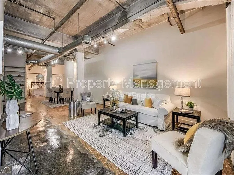 659 Auburn Ave NE #138 — Photo 2