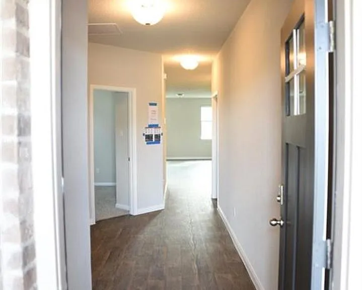 120 Fair Anne Dr — Photo 5