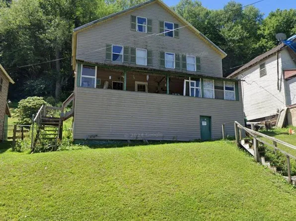 165 Terra Cotta Rd, Johnsonburg, PA 15845