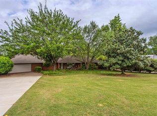 2600 Hidden Valley Rd, Edmond, OK 73013