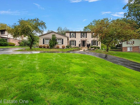 5th image of 1854 Ludgate Ln