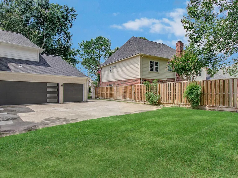 5518 Fragrant Cloud Ct — Photo 42