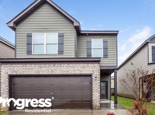 321 Lauren Dr, Fairburn, GA 30213