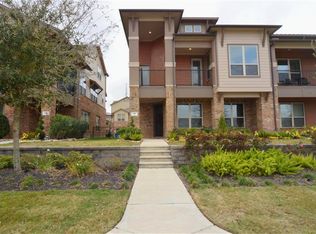 411 Marina View Dr, Webster, TX 77598