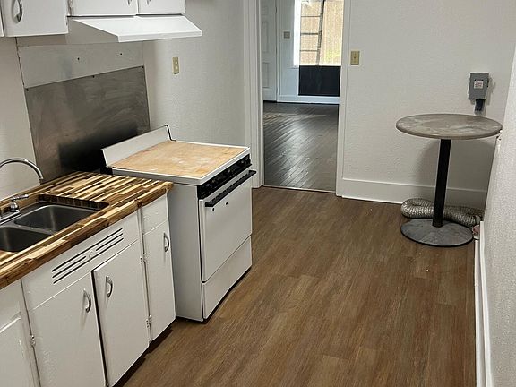 4th image of 500 Adrienne St APT 2