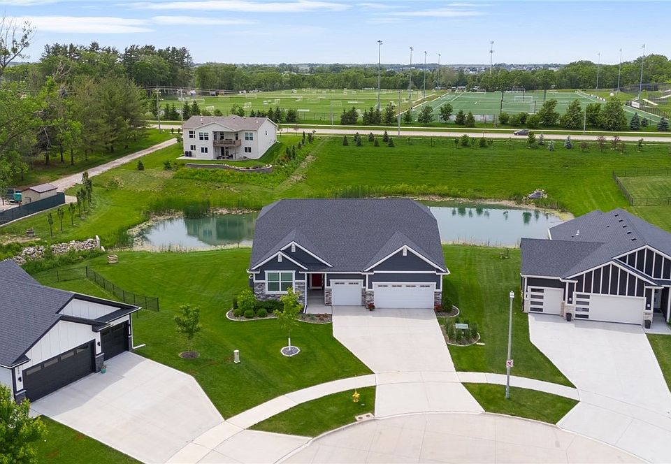 1st image of 2850 SE Bluestem Dr