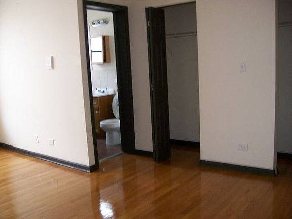 3rd image of 7854 S Ellis Ave APT 204