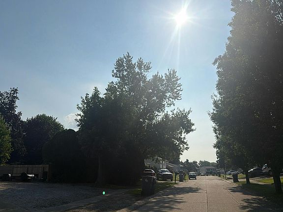 5th image of 5810 Coppock Dr