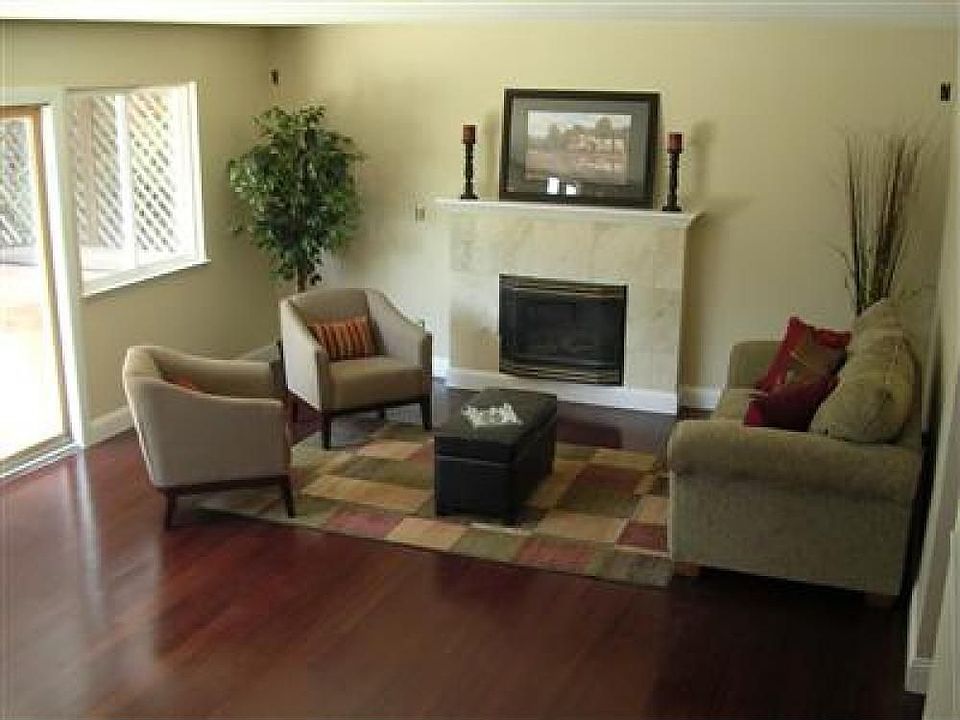1st image of 241 Redwood Cir