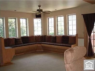 5th image of 6027 Friends Ave
