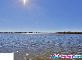 3190 E Medicine Lake Blvd, Plymouth, MN 55441