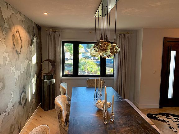 4th image of 2561 Barona Pl