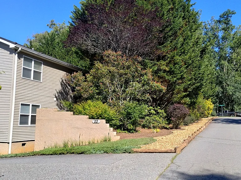 22 Independence Blvd — Photo 12