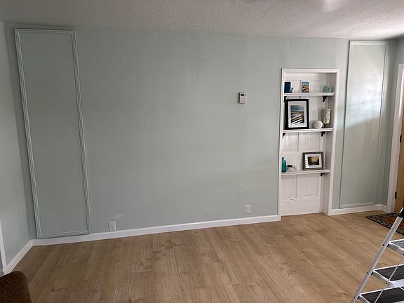 5th image of 155 N 200 E