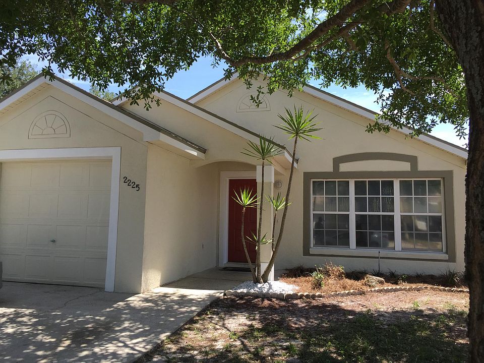 1st image of 2225 Woods Edge Cir