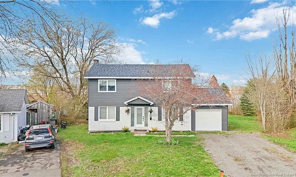 1st image of 80 Ealey Cres