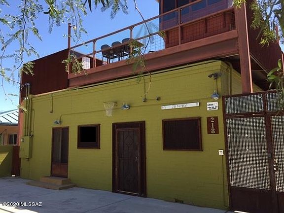2nd image of 218 N 1st Ave