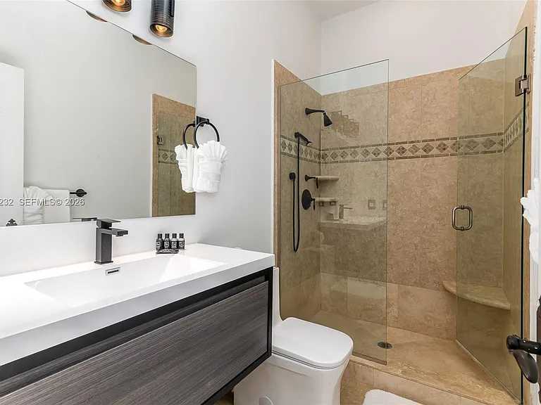 1309 Middle River Dr — Photo 62
