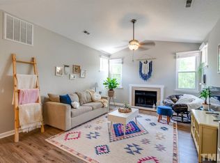 6131 Summerpointe Pl APT 301, Raleigh, NC 27606