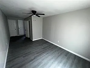 5401 Doolittle Blvd — Photo 10