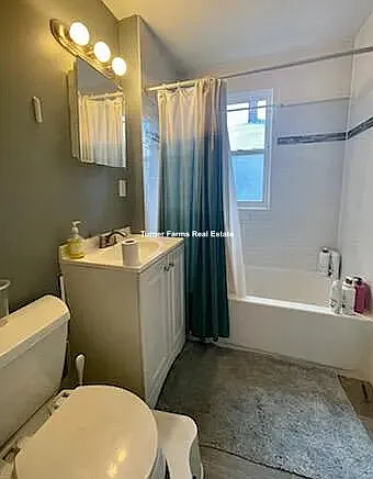 66 Frederick Ave — Photo 16