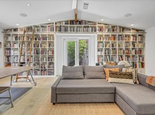 (Undisclosed Address), Encinitas, CA 92024