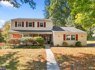 604 Heather Ln, Bryn Mawr, PA 19010