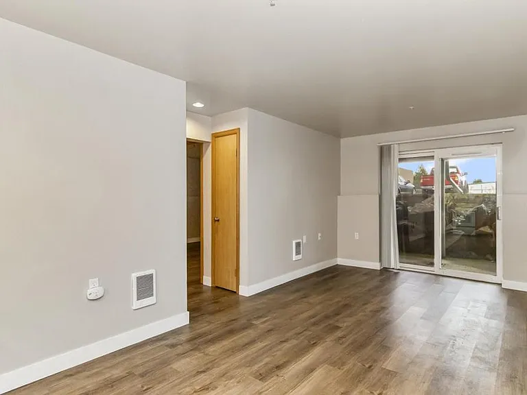 328 91st Ave NE #24 — Photo 26