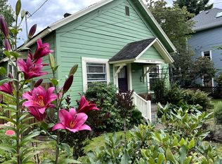 1016 SE Harney St, Portland, OR 97202